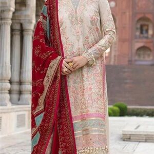 Pakistani designer 3 piece suit by Sana Safinaz